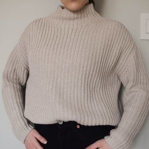 GAP Beige Knit Turtleneck